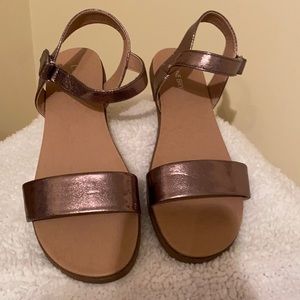 Bronze Ankle Strap-Sandal 8W